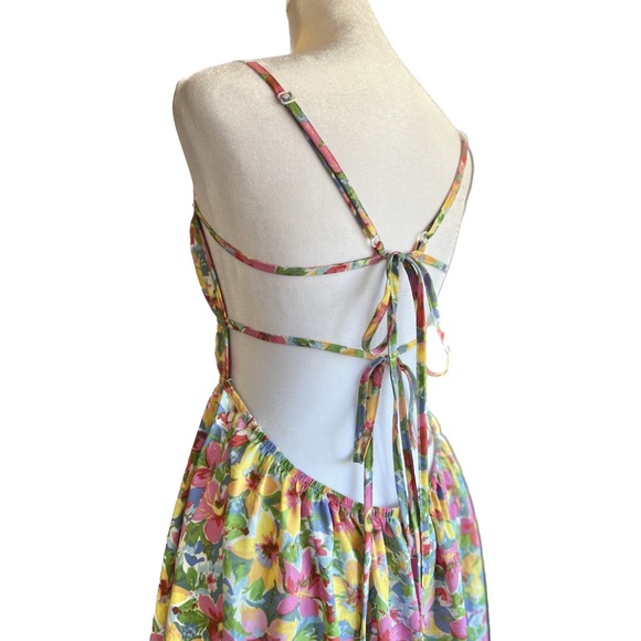 Allover Floral Print Knot Front Ruched Bust Tie Backless Cami Dress - Picture 12 of 15